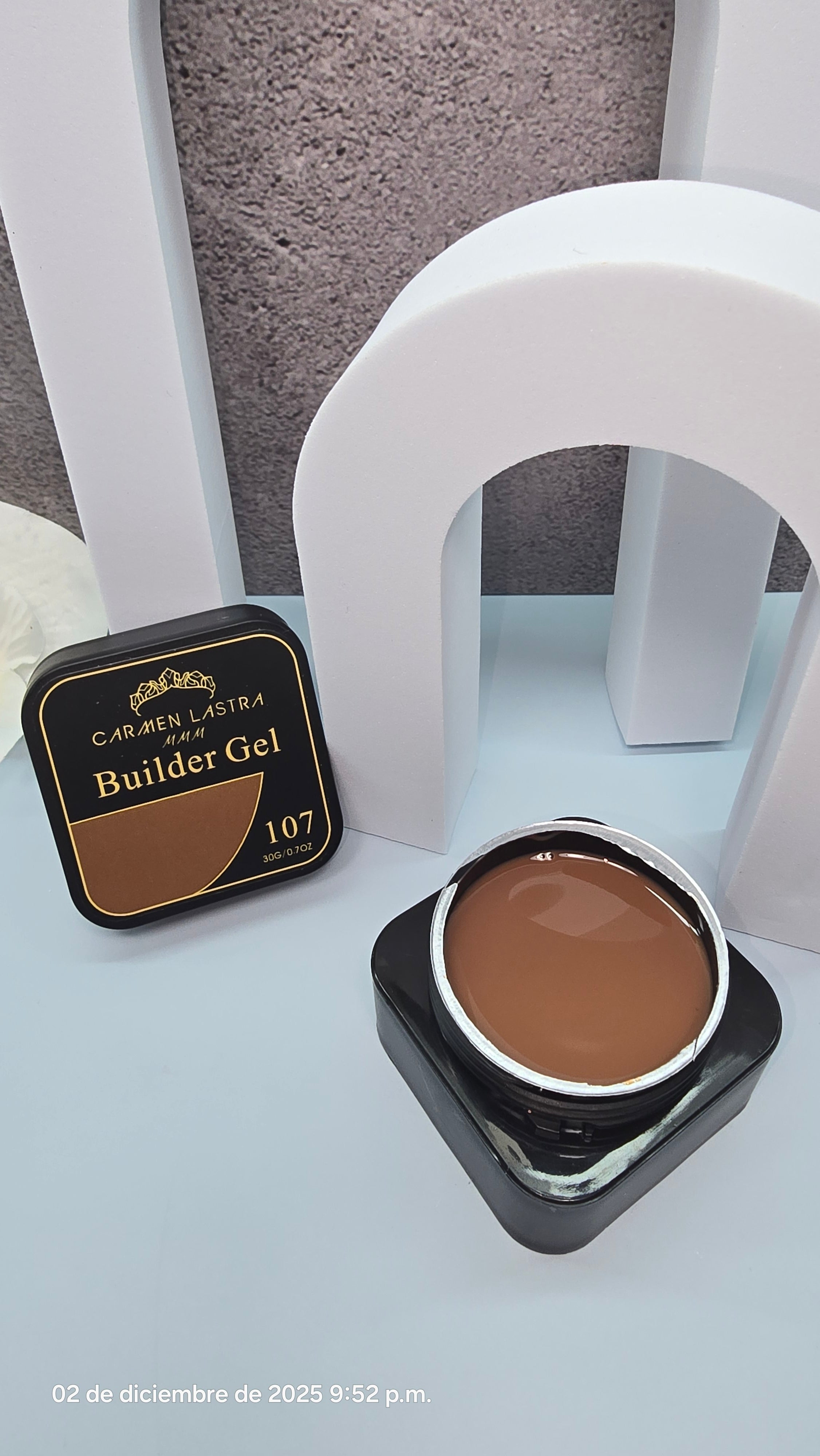 Builder Gel 30G # 107