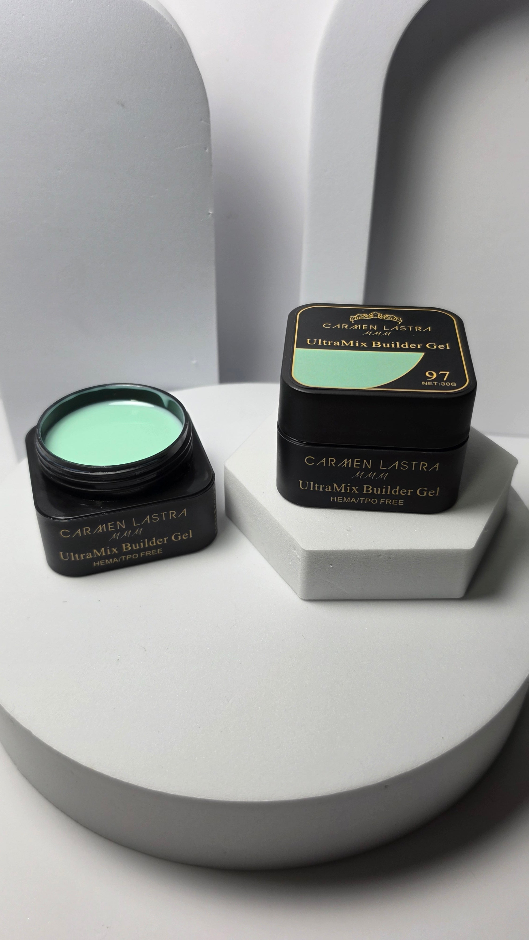 Carmenlastrammm builder Gel UltraMix # 97 30g